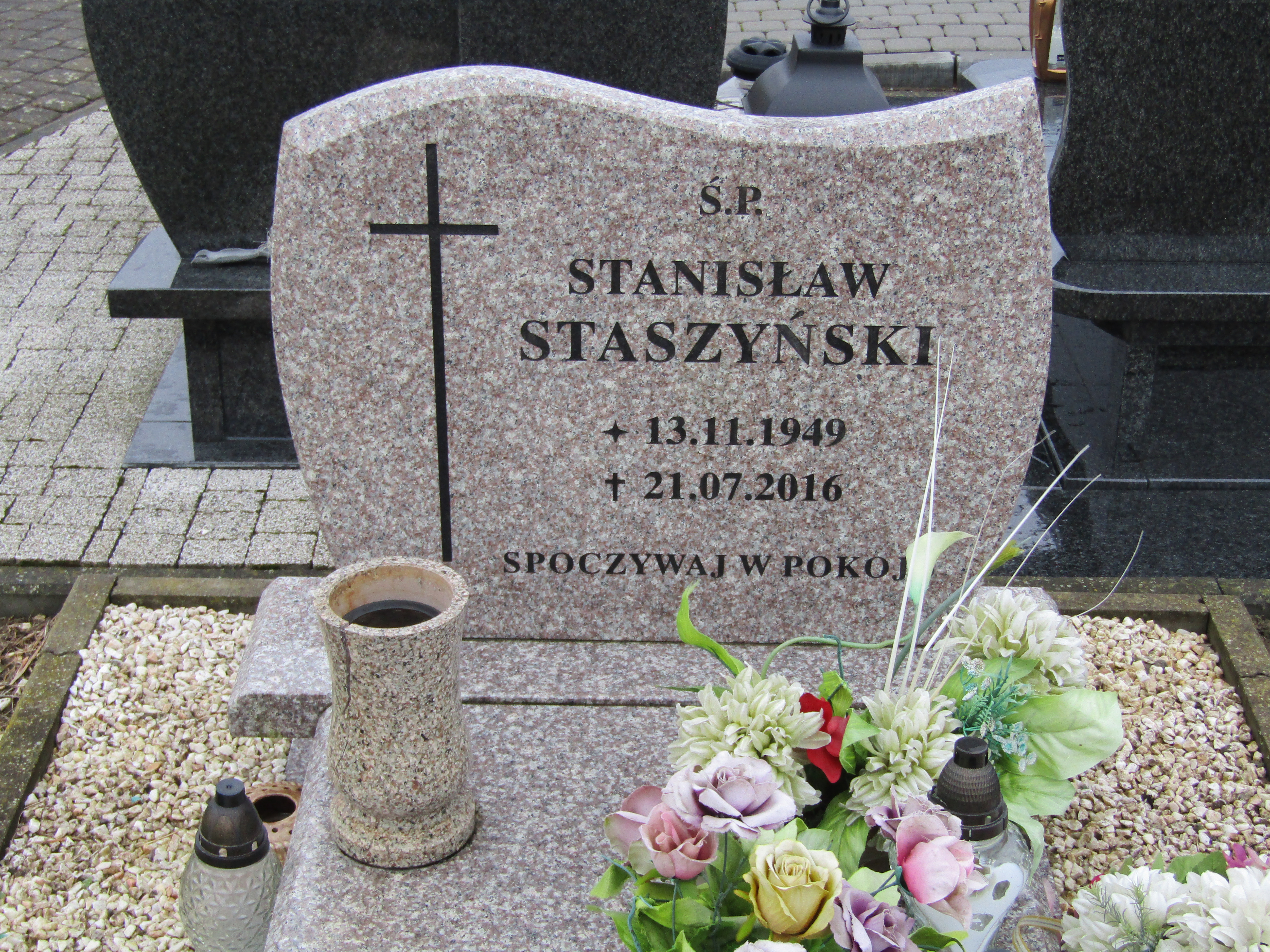 Roman Owieśny 1958 Stare Pole - Grobonet - Wyszukiwarka osób pochowanych